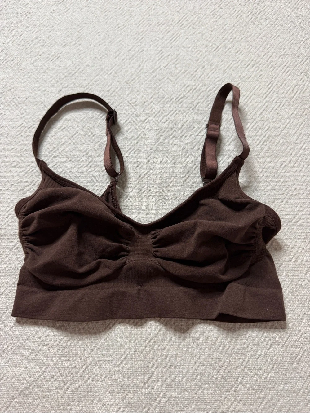 SKIMS Seamless Sculpt Bralette Cocoa Brown S/M - Picture 2 of 4